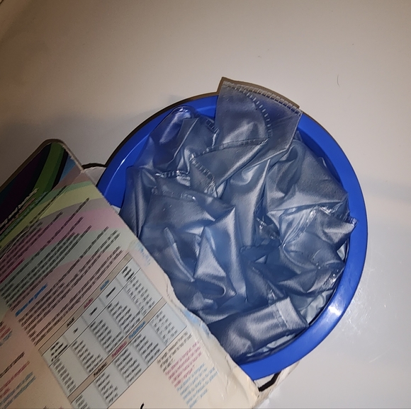 Seal-Tight  Pediatric Arm Waterproof Arm Cast Cover and Bandage Protector M  NEW - Picture 4 of 6